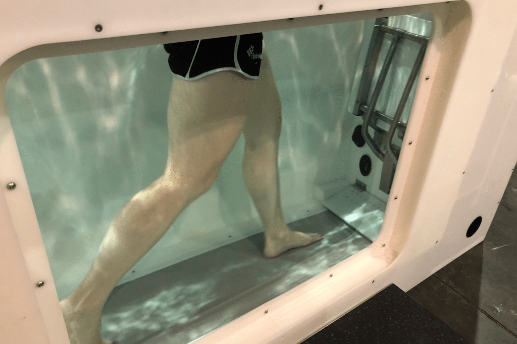 Underwater treadmill Hydroworx EVO for sports injuries